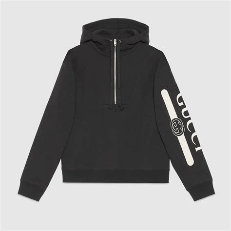 felpa tecnica gucci|Felpa in piqué tecnico con cappuccio, righe, zip e logo GUCCI da .